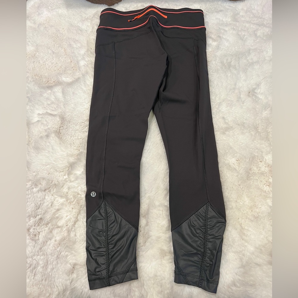 Lululemon Capris. Like New. Barely Worn. Size 6. … - image 2